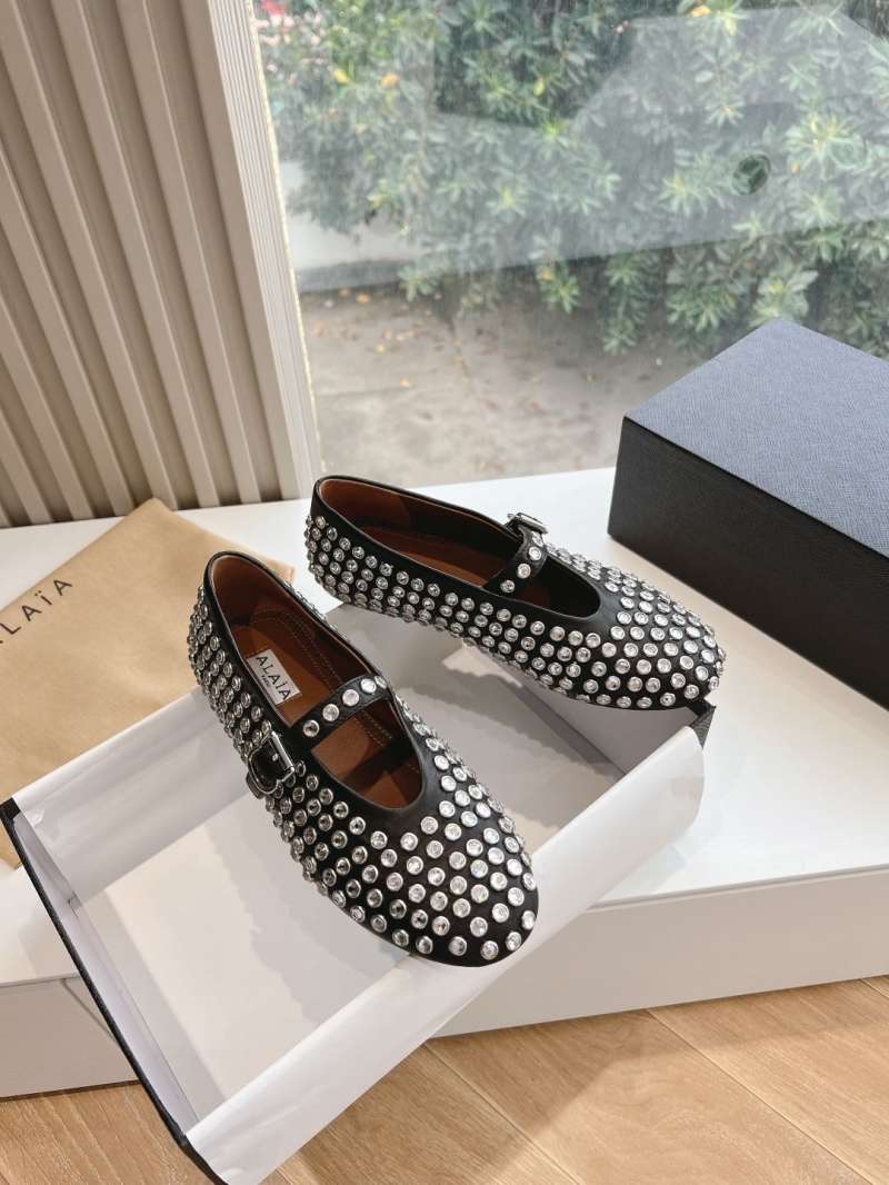 Alaia Flat Shoes